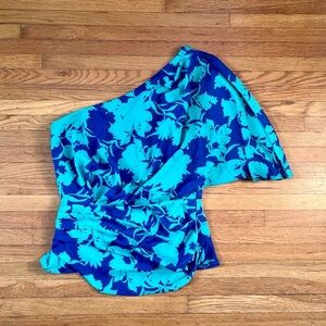 Vici DO+BE Blue Floral One-Shoulder Blouse
